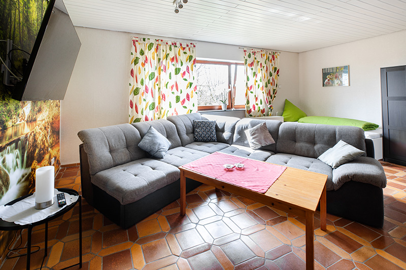 Ferienwohnung Wäller Mittagsonne Wohnzimmer